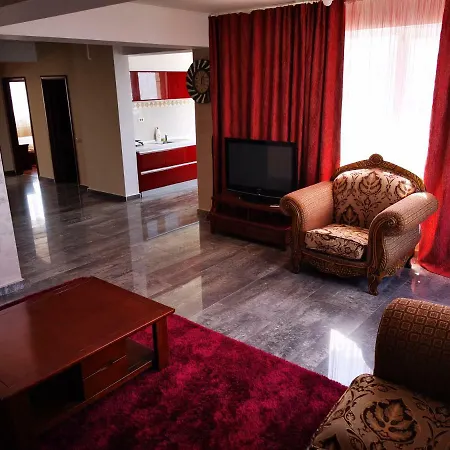 아파트 Bulevard Penthouse Summerland 마마이아